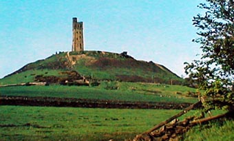Castle Hill and tower which overlook Almondbury.