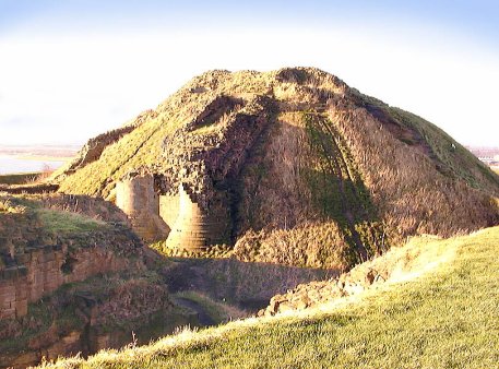 Sandal Motte looking north towards Wakefield, Dec. 2000